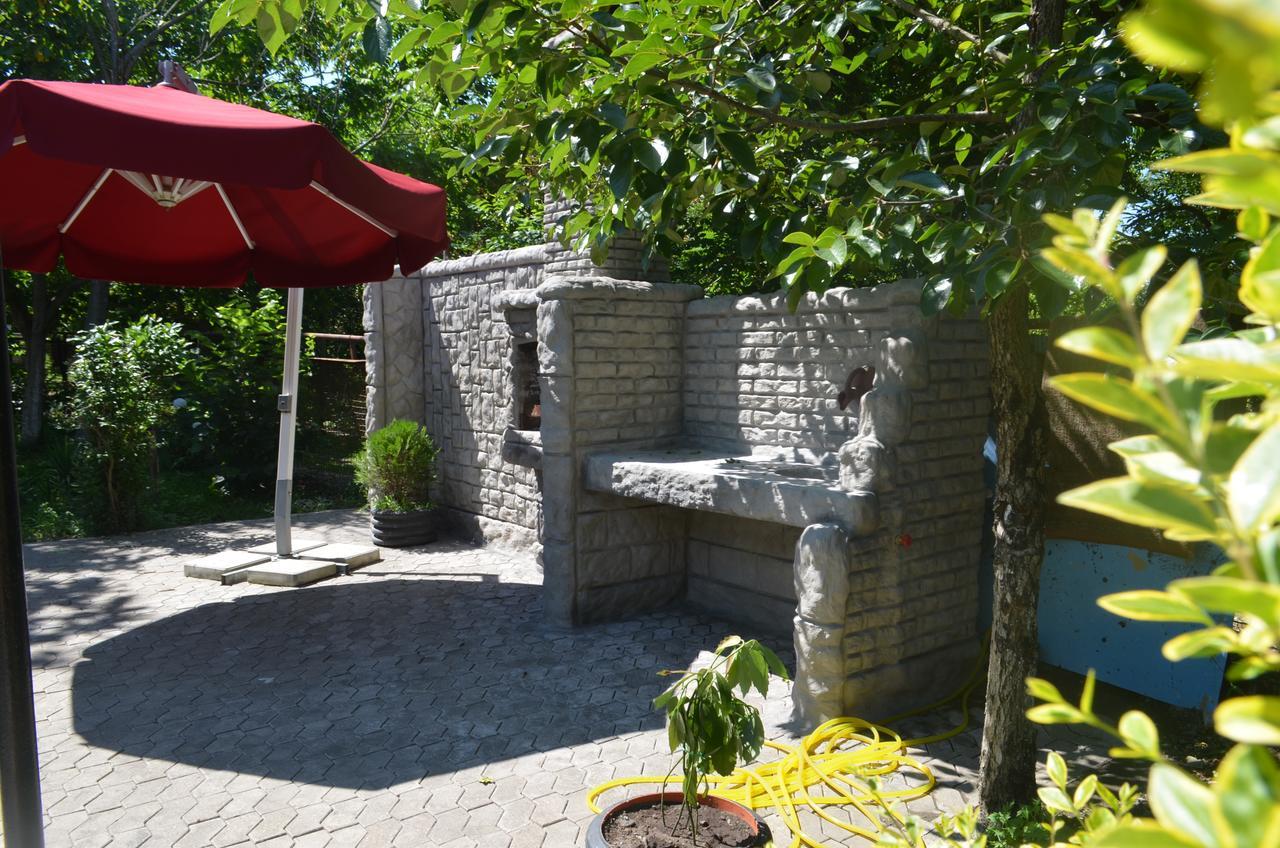 Hotel Near The Sea Kobuleti Ngoại thất bức ảnh